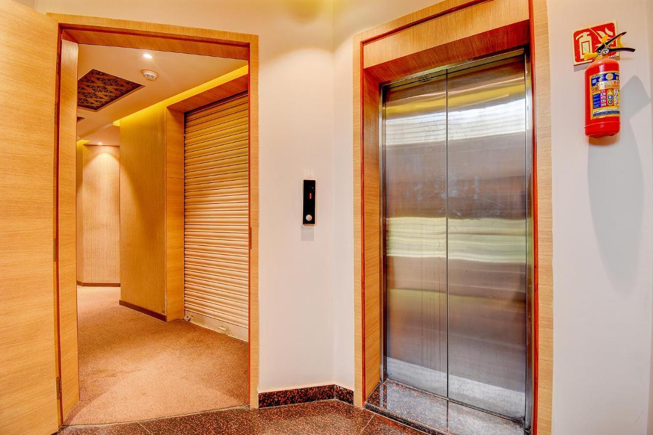 Fabhotel S Comfort Inn - Indiranagar Бангалор Экстерьер фото