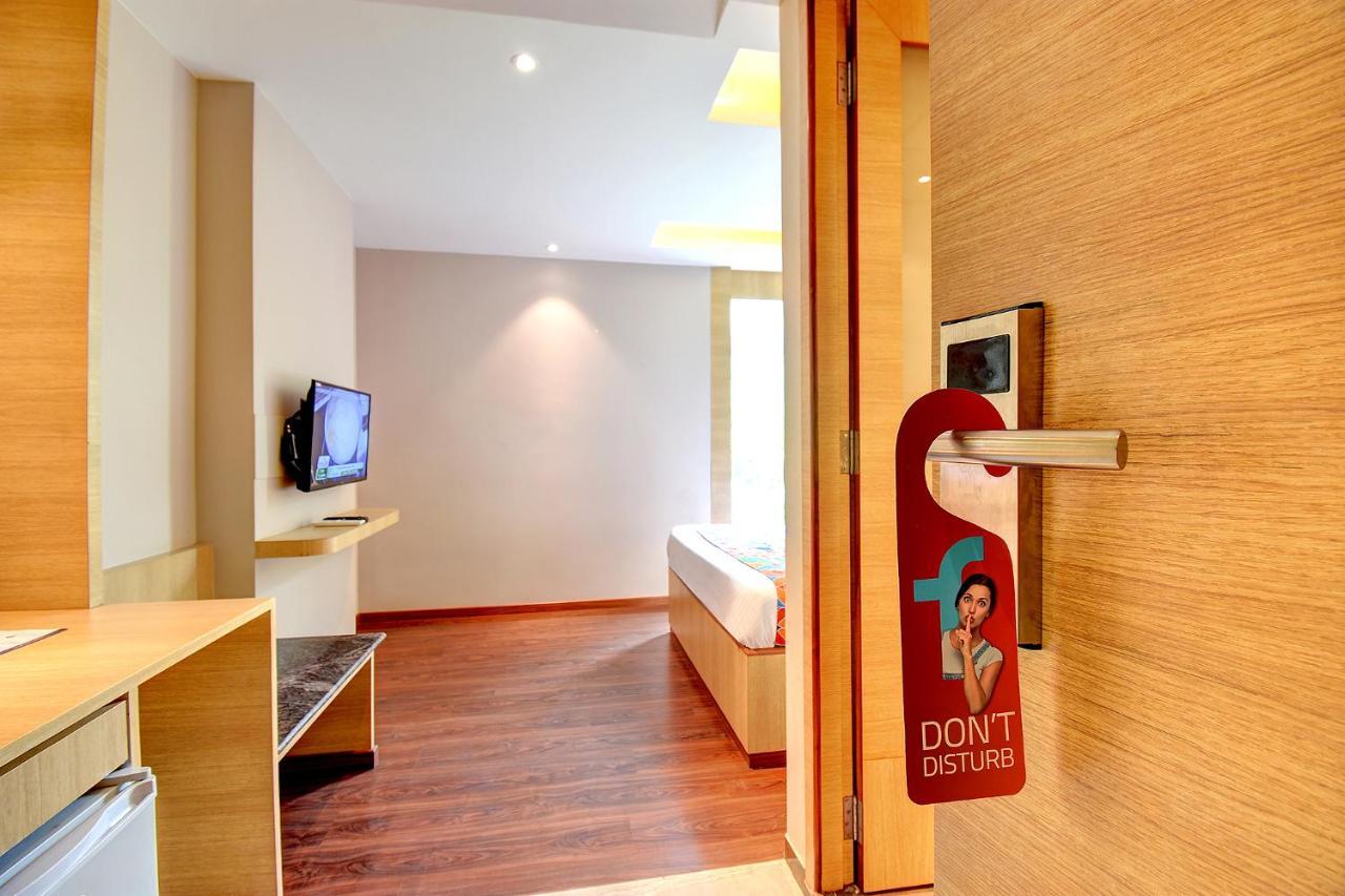 Fabhotel S Comfort Inn - Indiranagar Бангалор Экстерьер фото